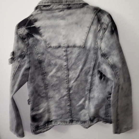 Adam Jacob's Jean Jacket - Picture 5 of 5